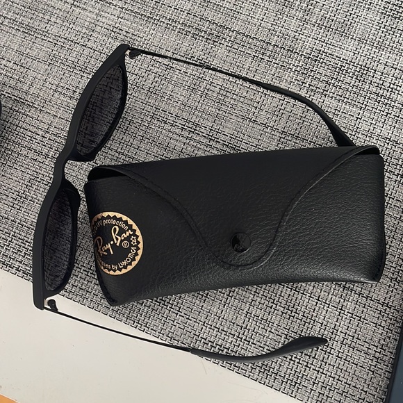 Ray-Ban Erika Classic - Picture 7 of 9